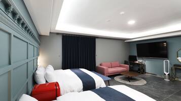 Premium Twin Room (No breakfast on Mondays) | 1 bedroom, free WiFi