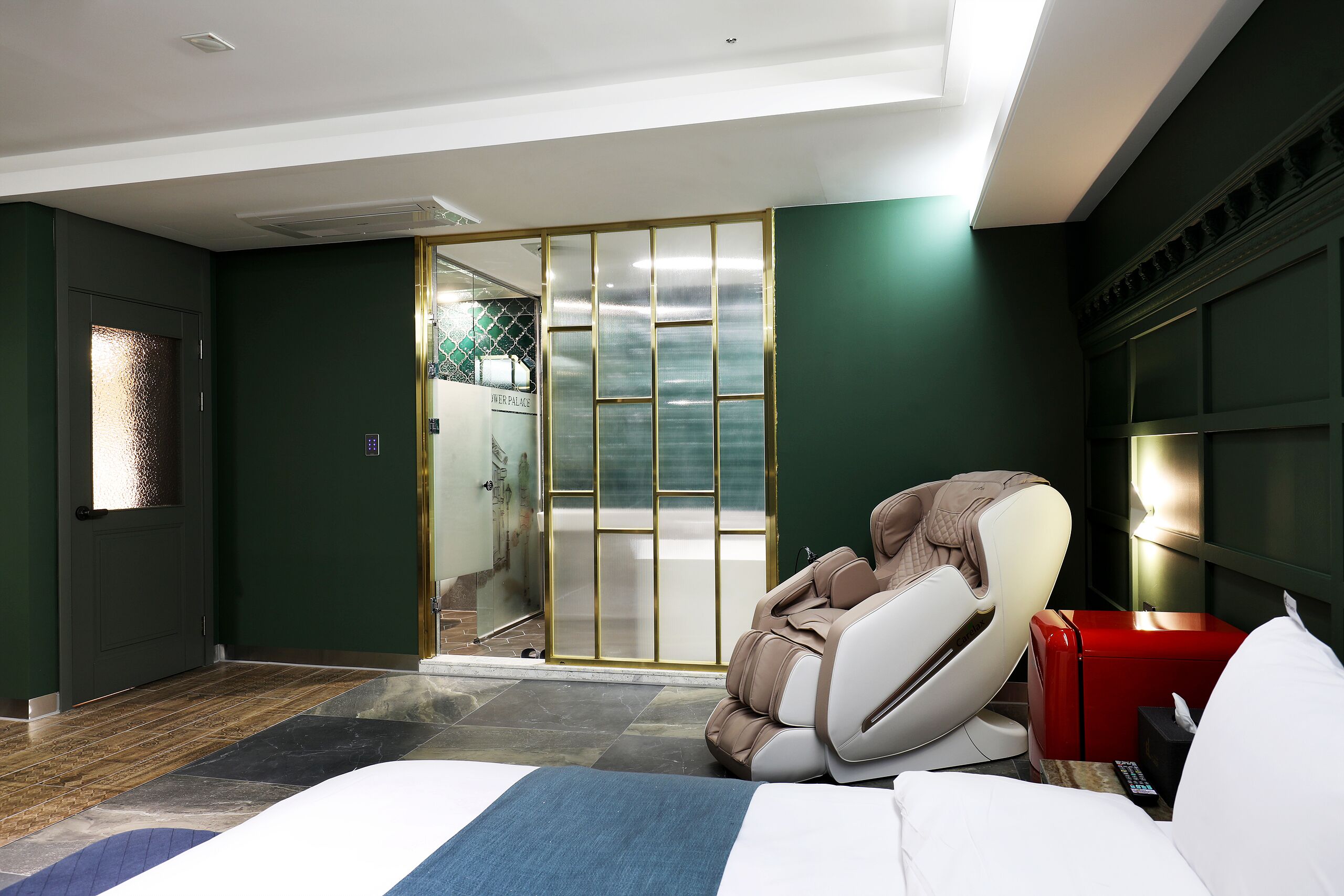 royal suite (no breakfast on mondays) | 1 bedroom, free wifi