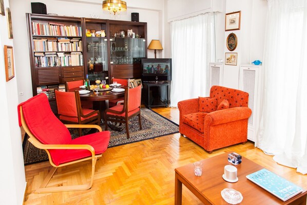 Apartment | Living area