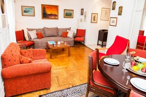 Apartment | Living area