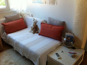 Căn hộ | Phòng khách | TV màn hình phẳng 