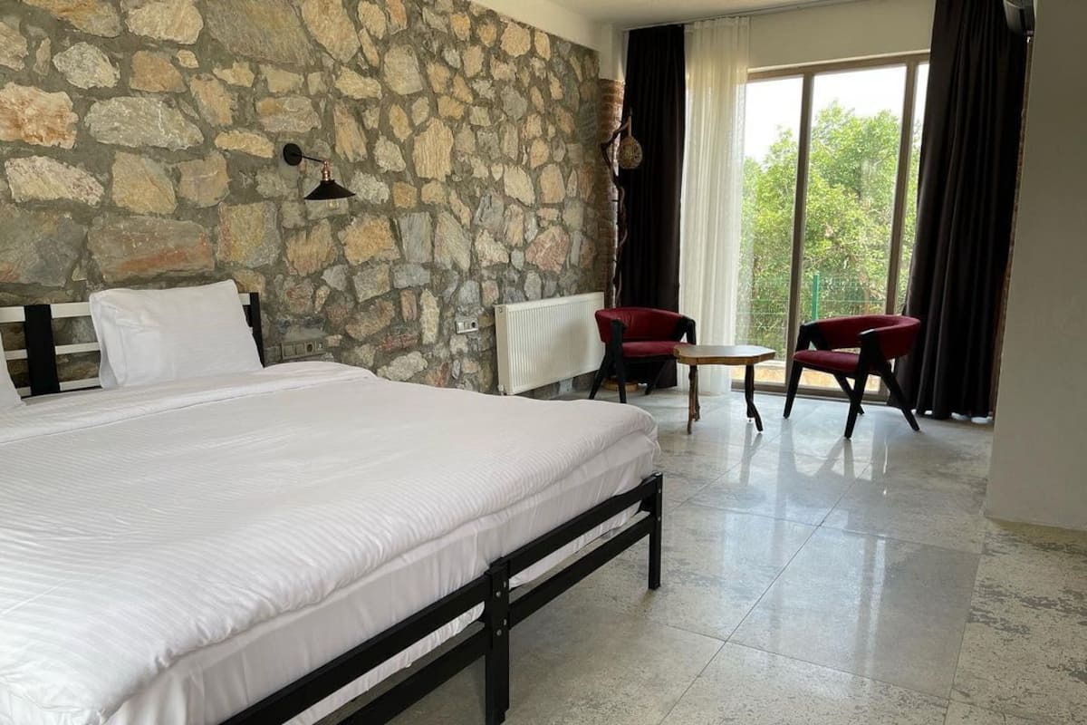 Standard Double or Twin Room | Select Comfort beds, desk, laptop workspace, free WiFi