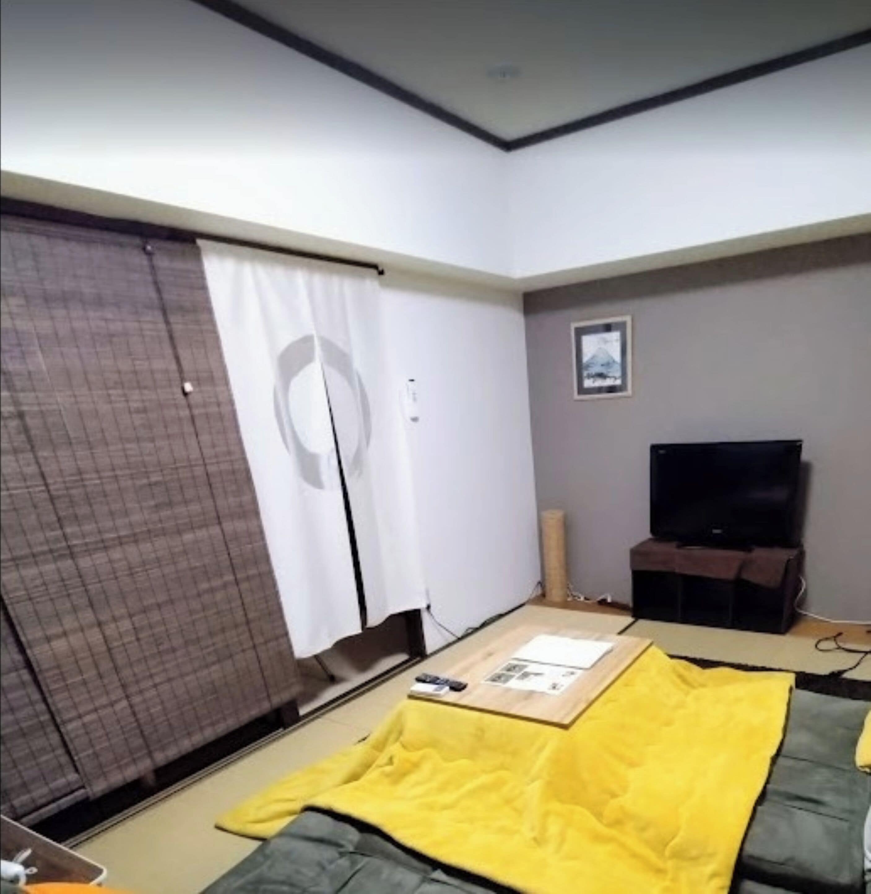 RC8 (306) Non-smoking | Individually decorated, individually furnished, blackout drapes