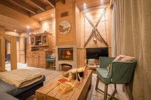 Fireplace - Magnificent duplex of 75m², 8 people. Cozy with breathtaking views of the mountains (VAL THORENS)