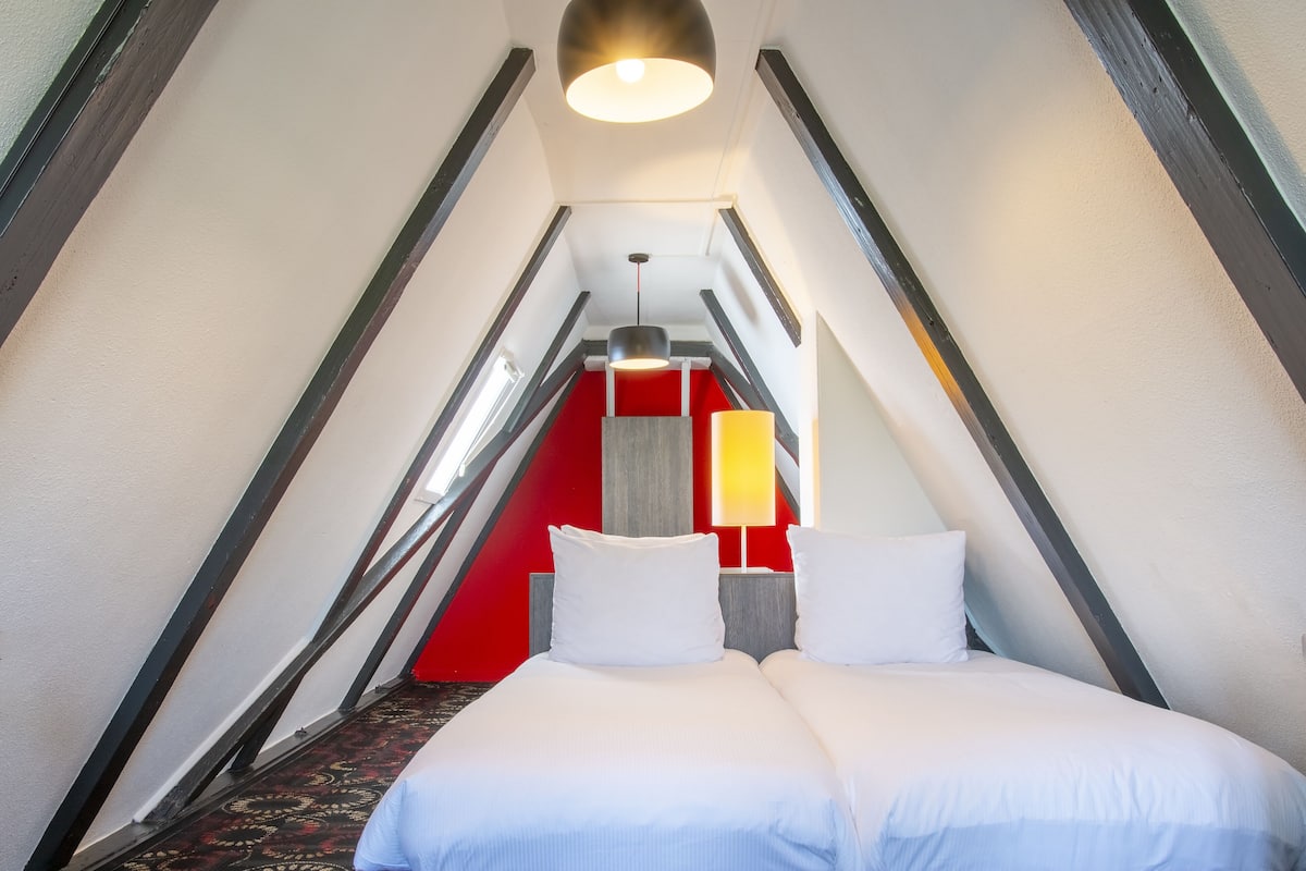 Apartment Split Level | 1 bedroom, in-room safe, soundproofing, iron/ironing board