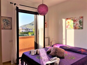 Villa, 3 chambres, terrasse, en bord de plage | 3 chambres, draps fournis
