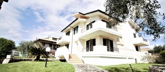 Holidaycasa Villa Iolanda - Piu Spazio piu Privacy