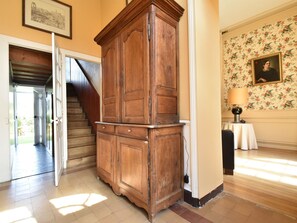 Reception - Holiday Home in Normandy With Authentic Character, Swimming Pool and Nice Garden (Saint-James)