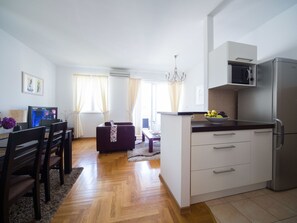 Unclassified image, 5 of 31, button - Captivating Villa in Dubrovnik With Private Balcony (Dubrovnik)
