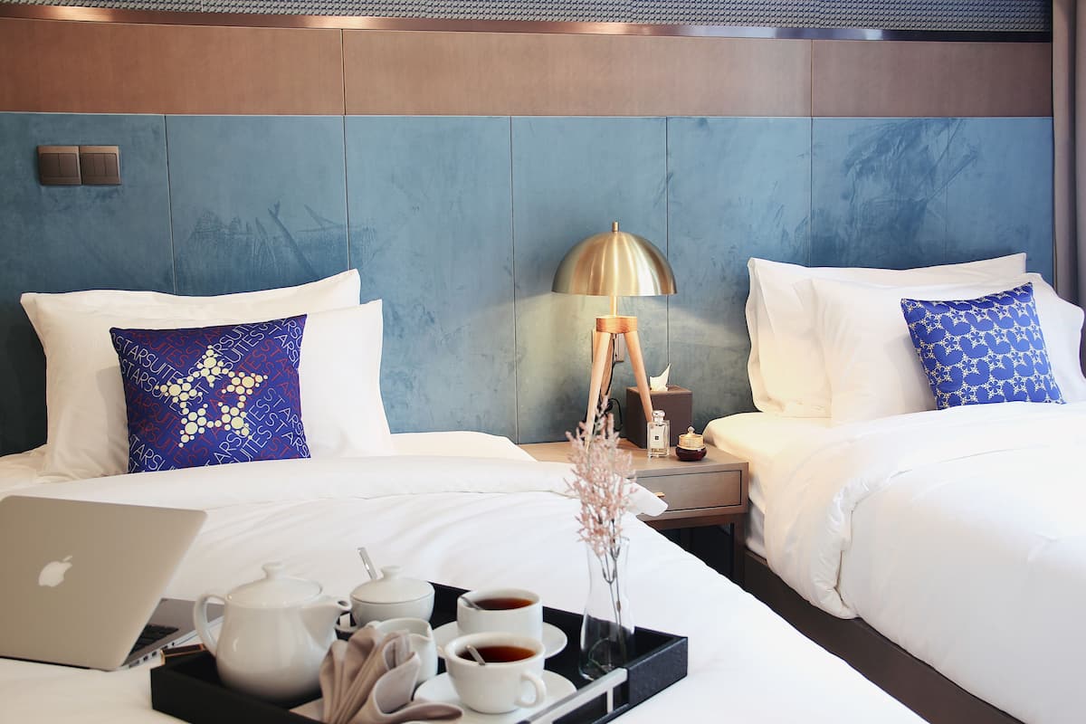 One Bedroom Standard Twin