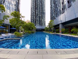 2 outdoor pools, open 7:00 AM to midnight, free pool cabanas