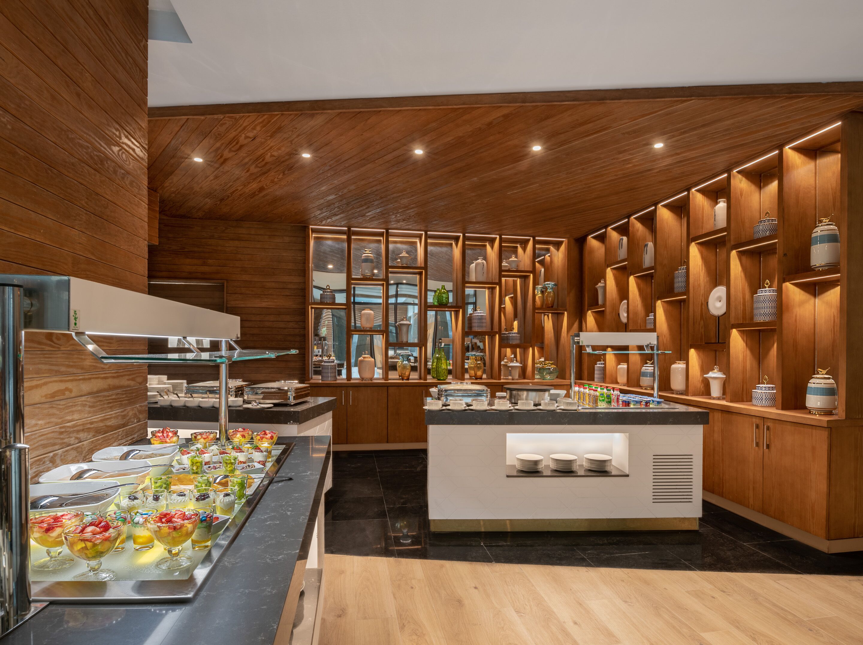 daily full breakfast (usd 13 per person)