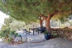Outdoor dining - La Piedra Verde - El Gastor (El gastor)