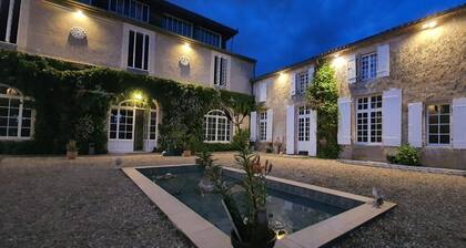 Dordogne, Bordeaux and Saint Emilion all accessible from Chateau Destinee