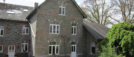 House | Exterior