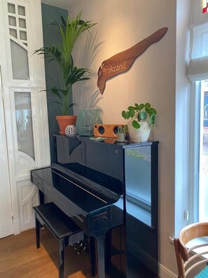 Frühstück, Mittagessen, Brunch, lokale Küche 