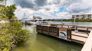 Marina - Harbourside Marker 33 (Indian Rocks Beach)