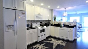 Private kitchen - Harbourside Marker 33 (Indian Rocks Beach)