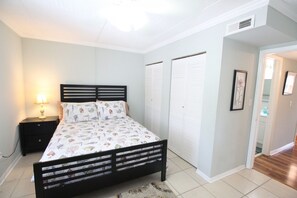 1 habitación, cunas gratuitas y ropa de cama