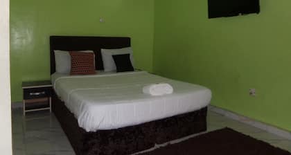 Ikeja Transit Hotel Iyala