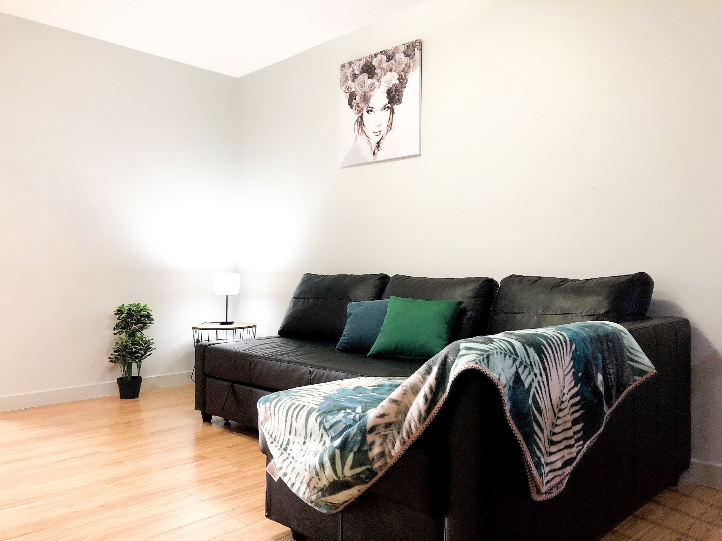 Jewel in the West - 5 bedrooms duplex with modern designs — image 12