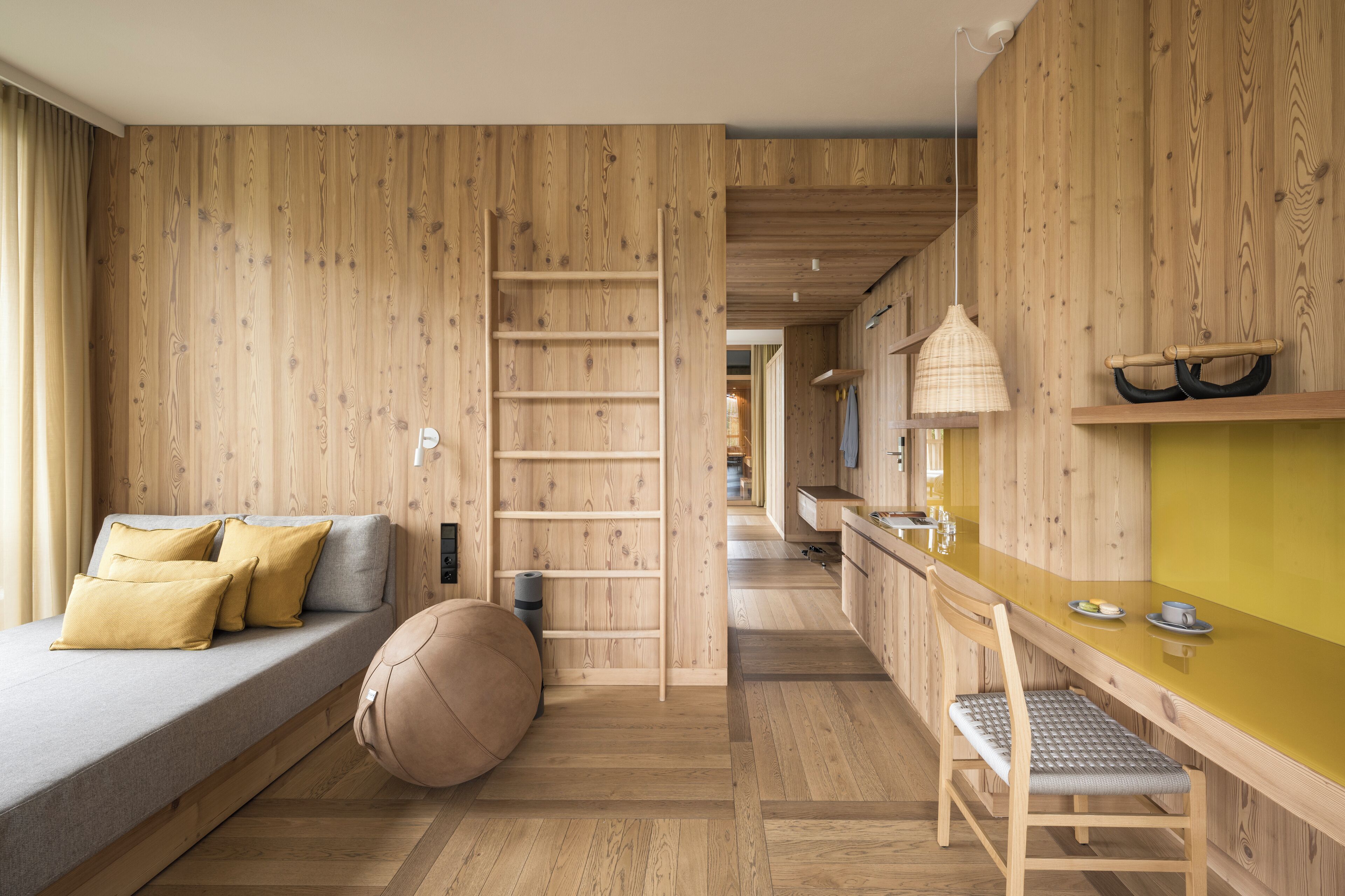 summit suite, terrasse | 1 bedroom, premium bedding, minibar, in-room safe