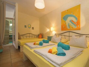 1 bedroom, WiFi, bed sheets