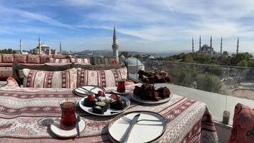 شرفة/رواق