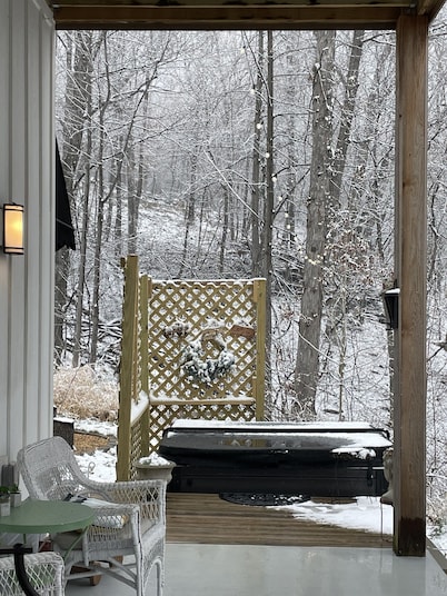Secluded, Cozy Cottage in the Shenandoah Valley