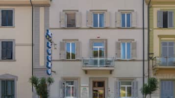 Fachada de la propiedad