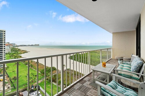 Stunning Southern Beach Views the Whole Family will Love; Heated Pool & WiFi ~Walk to Dining & Shops