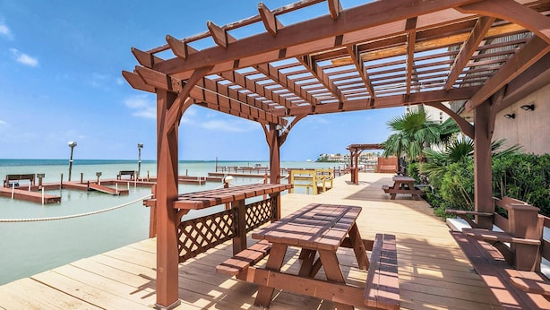 Property grounds - Bayfront Condo With Water View & Boat Slips! (South Padre Island)