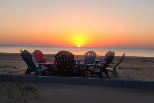 Lake Huron - 3 Bedroom 2 Bath Lake Front Home - Sleeps 12