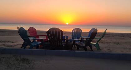 Lake Huron - 3 Bedroom 2 Bath Lake Front Home - Sleeps 12