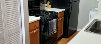 Merrillville Condo-Close to Hospitals and Refinery