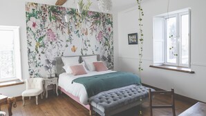 Junior Double Room (Côté Jardin)