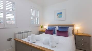 2 soverom, strykejern/-brett, wi-fi og sengetøy