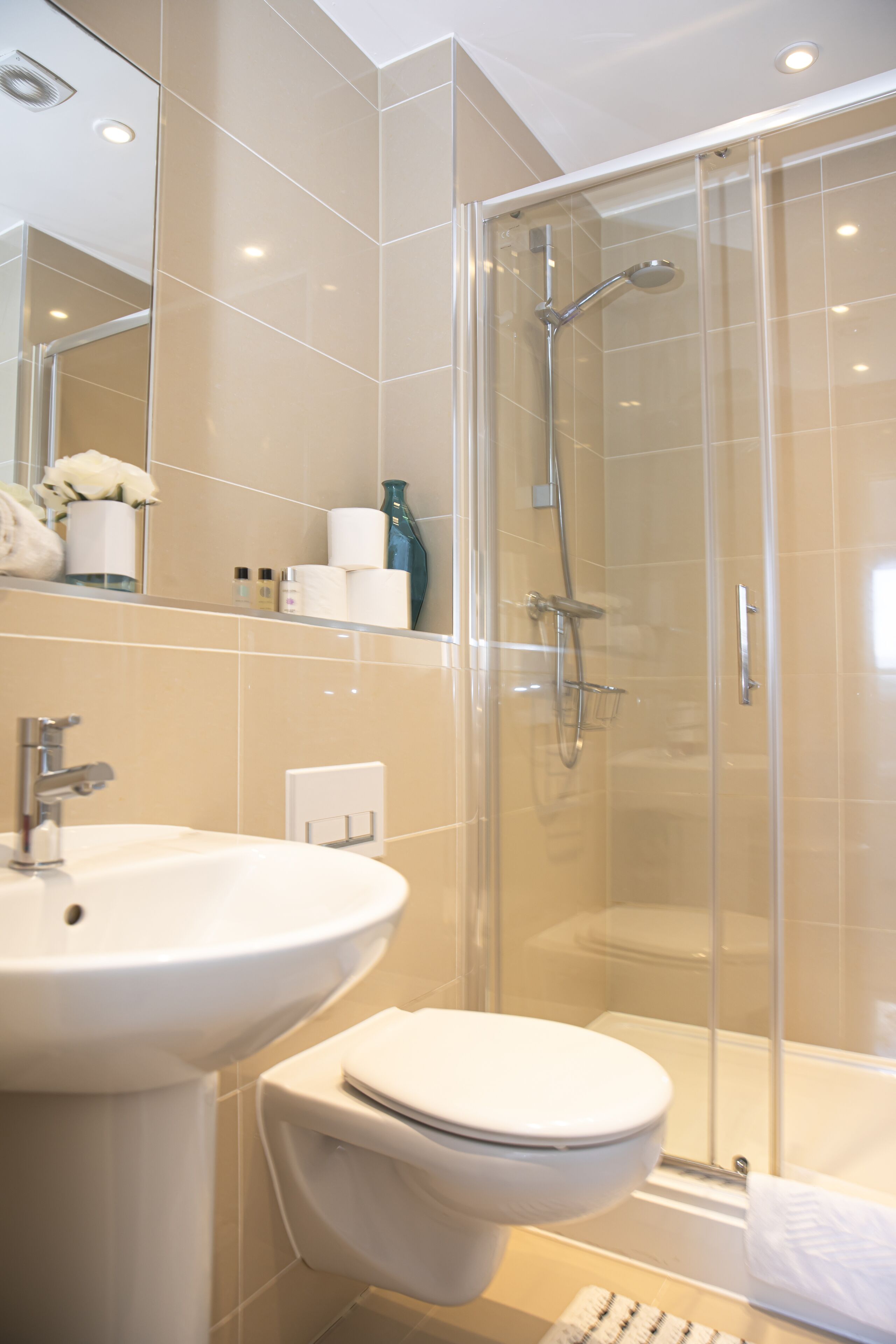 Deluxe Apartment | Bathroom | Towels