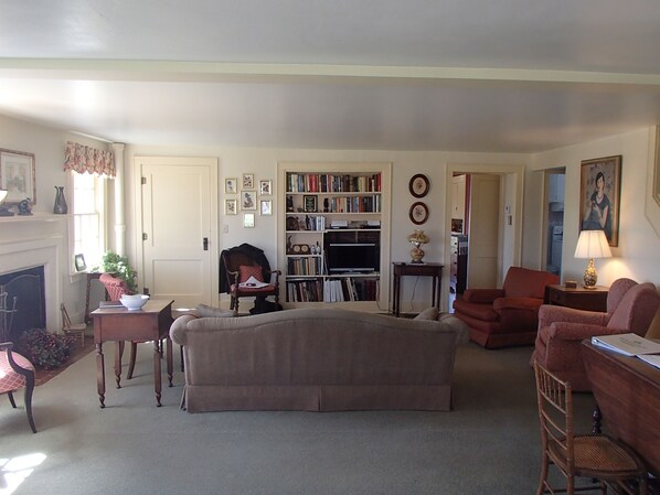 TV, DVD player, books