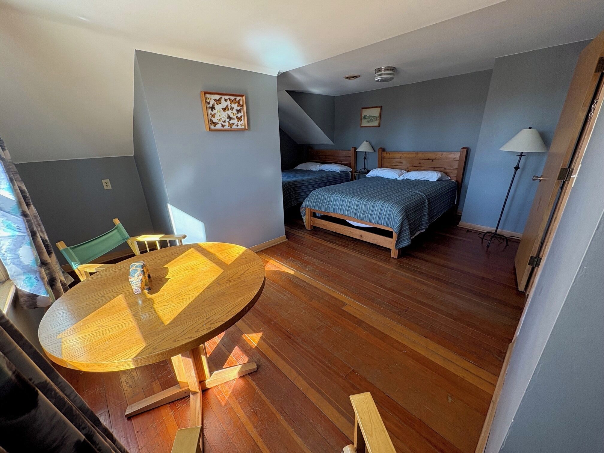 5 chambres, accès Internet, draps fournis