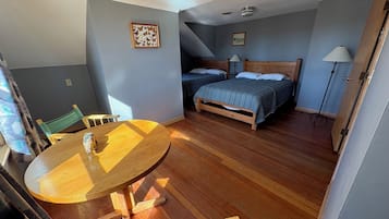 5 chambres, accĂšs Internet, draps fournis