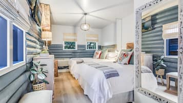 1 slaapkamer, een strijkplank/strijkijzer, gratis wifi, beddengoed