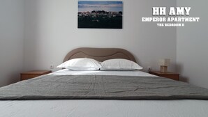 Hus, 4 soverom, røyk, privat basseng