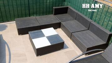 House, 4 Bedrooms, Smoking, Private Pool | Property grounds