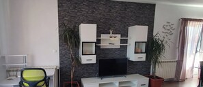 Unclassified image, 5 of 24, button - Holiday Home Amy 4 Star Accommodation for the Price of 3 (Split)