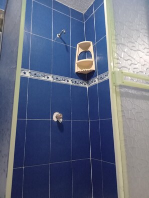 Room, 1 Bedroom, Accessible, Smoking | Bathroom