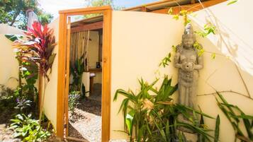 Entrada de la propiedad