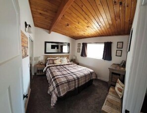 2 bedrooms, free WiFi, bed sheets, wheelchair access