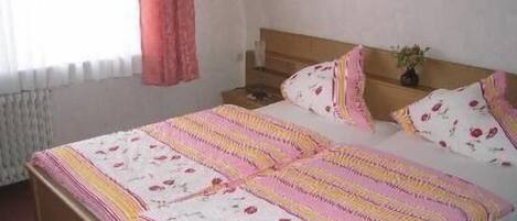 1 bedroom, iron/ironing board