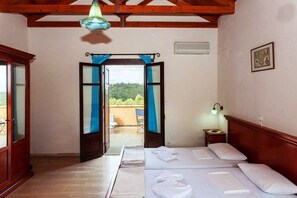 1 bedroom, iron/ironing board